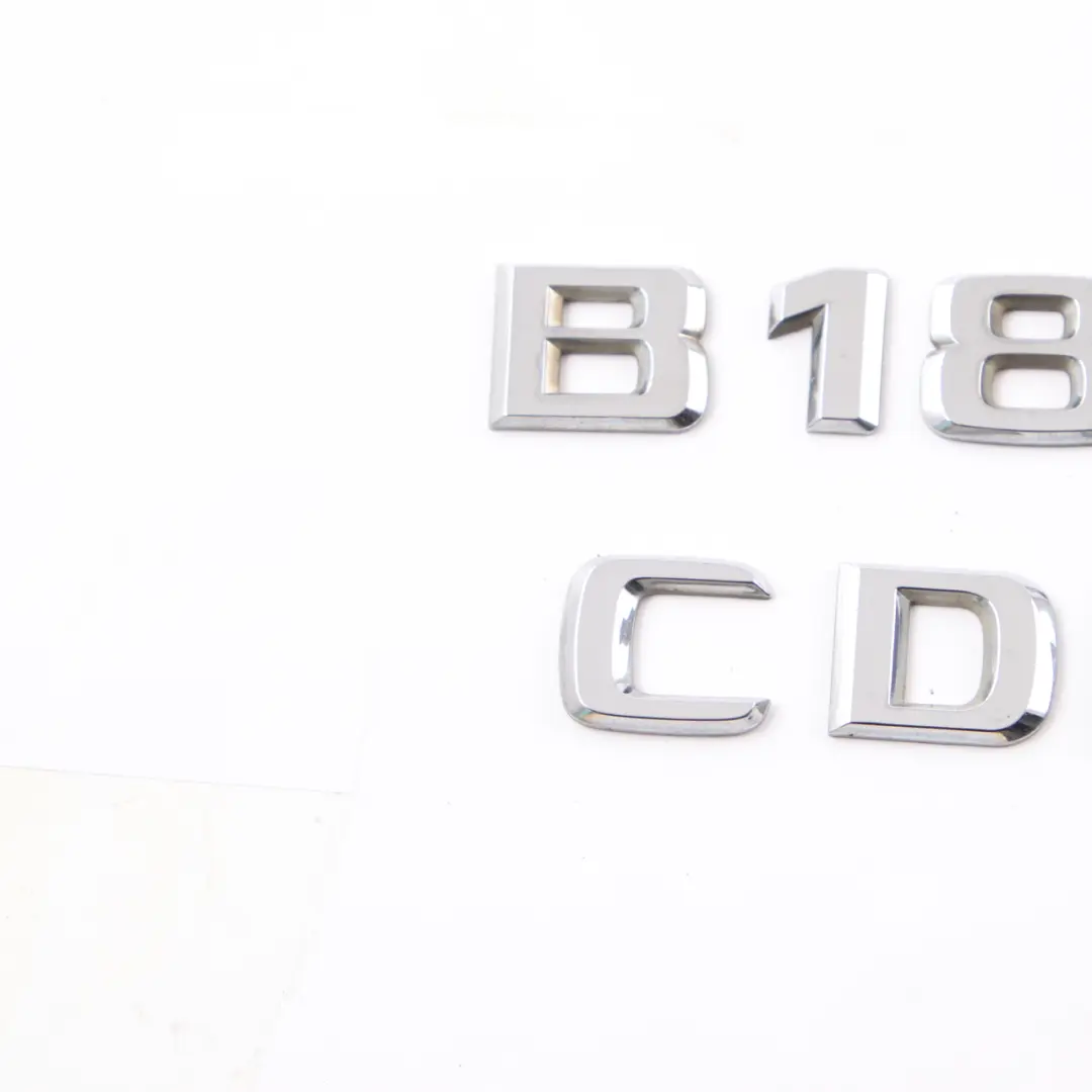 Schriftzug Emblem B180 CDI hinten Kofferraum Heckklappe aufgeklebt für Mercedes W245 mit Teilenummer A1698171415 Mercedes W245 Schriftzug Emblem B180 CDI hinten Kofferraum Heckklappe aufgeklebt - SKU A1698171415 - Teilenummer A1698171415
