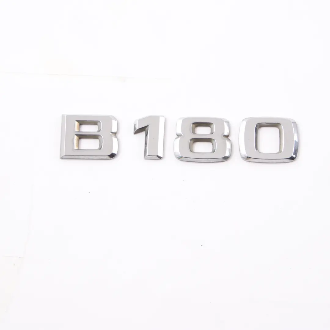Schriftzug Emblem B180 CDI hinten Kofferraum Heckklappe aufgeklebt für Mercedes W245 mit Teilenummer A1698171415 Mercedes W245 Schriftzug Emblem B180 CDI hinten Kofferraum Heckklappe aufgeklebt - SKU A1698171415 - Teilenummer A1698171415