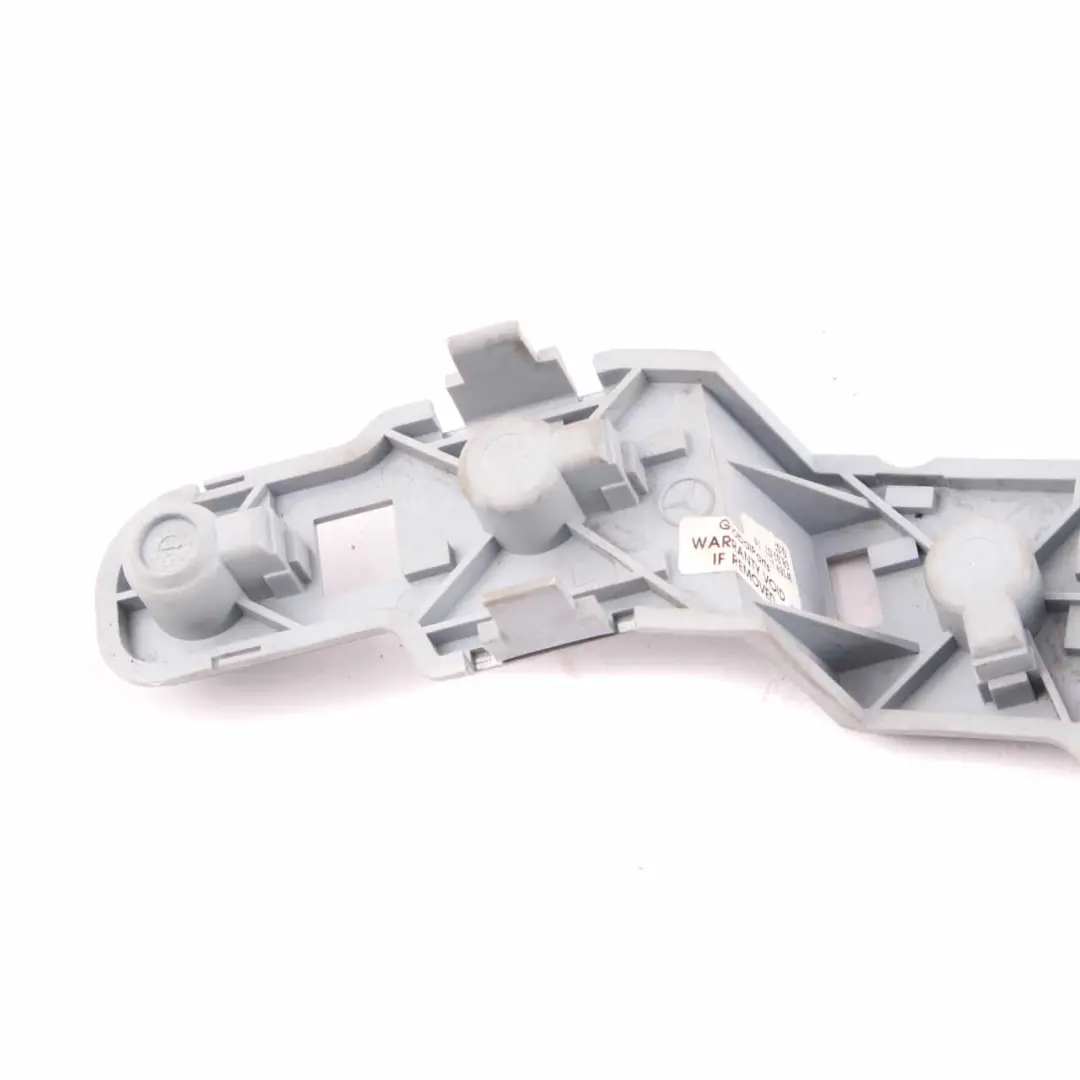Mercedes W169 Porte-ampoule Feu panneau latéral Douille lampe Arrière gauche - SKU A1698200177 - Numéro de pièce A1698200177