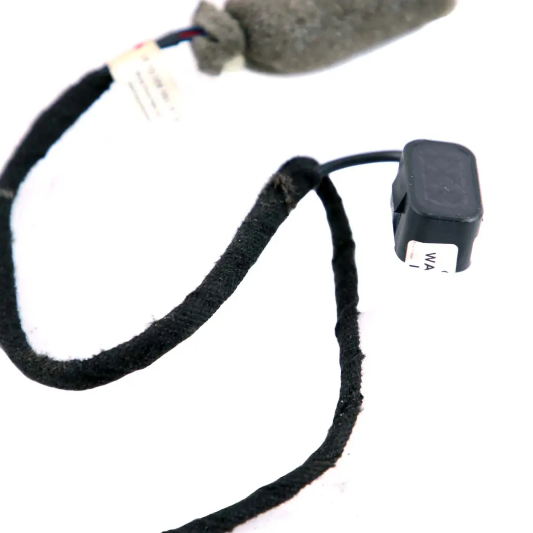 Mercedes-Benz W169 W245 Micrófono Interior Manos Libres para con número de pieza A1698200235 Mercedes-Benz W169 W245 Micrófono Interior Manos Libres - SKU A1698200235 - Número de pieza A1698200235