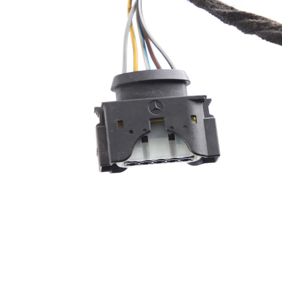 Headlight Lamp Light Front Left N/S Plug Socket Wiring A2205454628 to Mercedes W169 with Part number A1698200361 Mercedes W169 Headlight Lamp Light Front Left N/S Plug Socket Wiring A2205454628 - SKU A1698200361-2 - Part number A1698200361