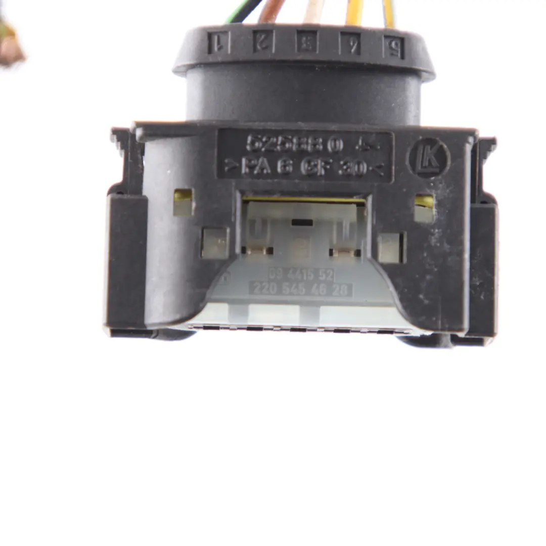 Mercedes W169 Headlamp Light Front Right O/S Plug Socket WIring A2205454628 - SKU A1698200461-2 - Part number A1698200461