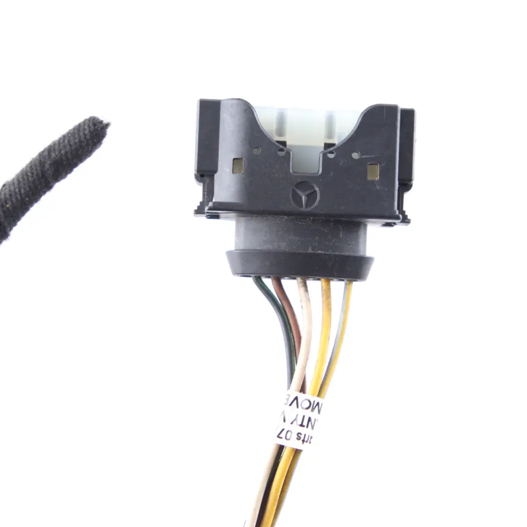 Mercedes W169 Headlamp Light Front Right O/S Plug Socket WIring A2205454628 - SKU A1698200461-2 - Part number A1698200461