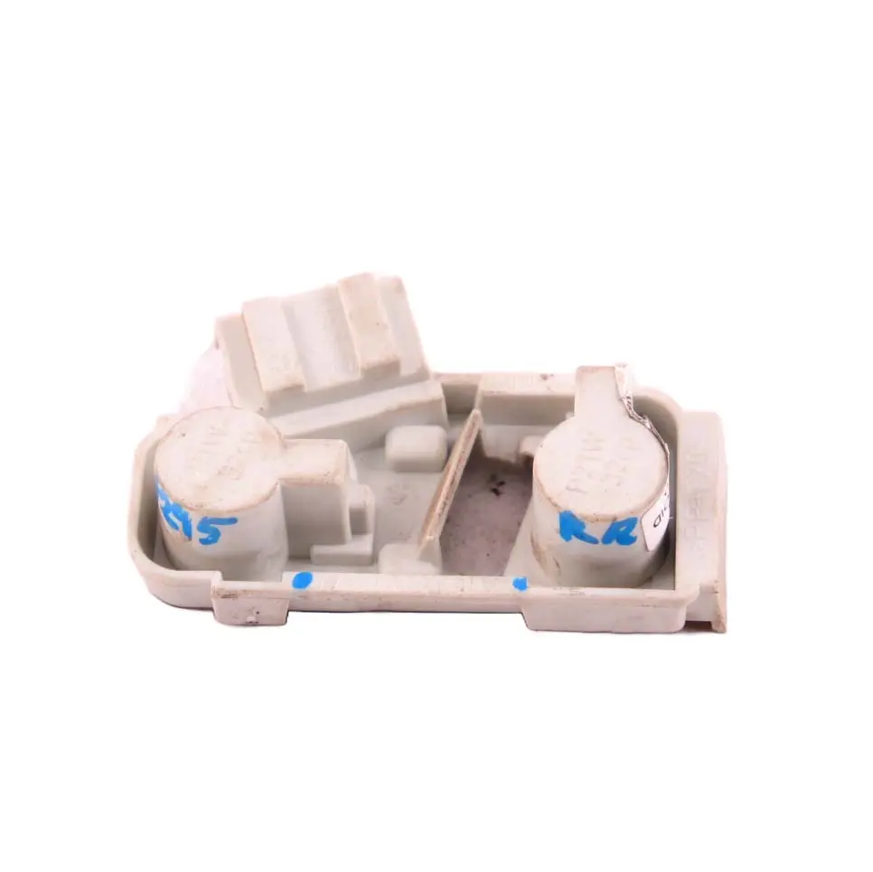 Panneau Lumineux Support d'Ampoule Arrière Droit pour Mercedes W245 à propos du numéro de pièce A1698200677 Mercedes W245 Panneau Lumineux Support d'Ampoule Arrière Droit - SKU A1698200677 - Numéro de pièce A1698200677