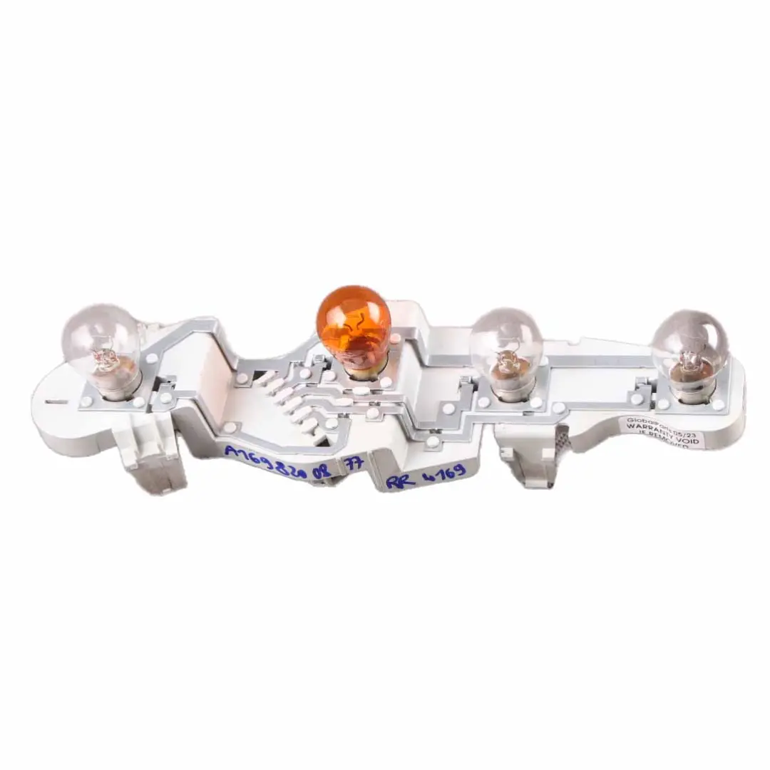 Mercedes W169 Glühbirnenhalter Licht Lampenfassung hinten links - SKU A1698200777 - Teilenummer A1698200777