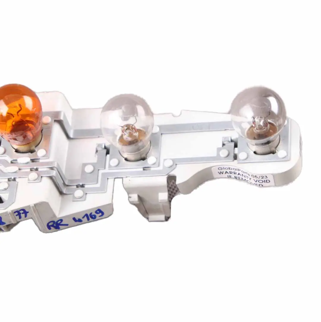 Mercedes W169 Glühbirnenhalter Licht Lampenfassung hinten links - SKU A1698200777 - Teilenummer A1698200777