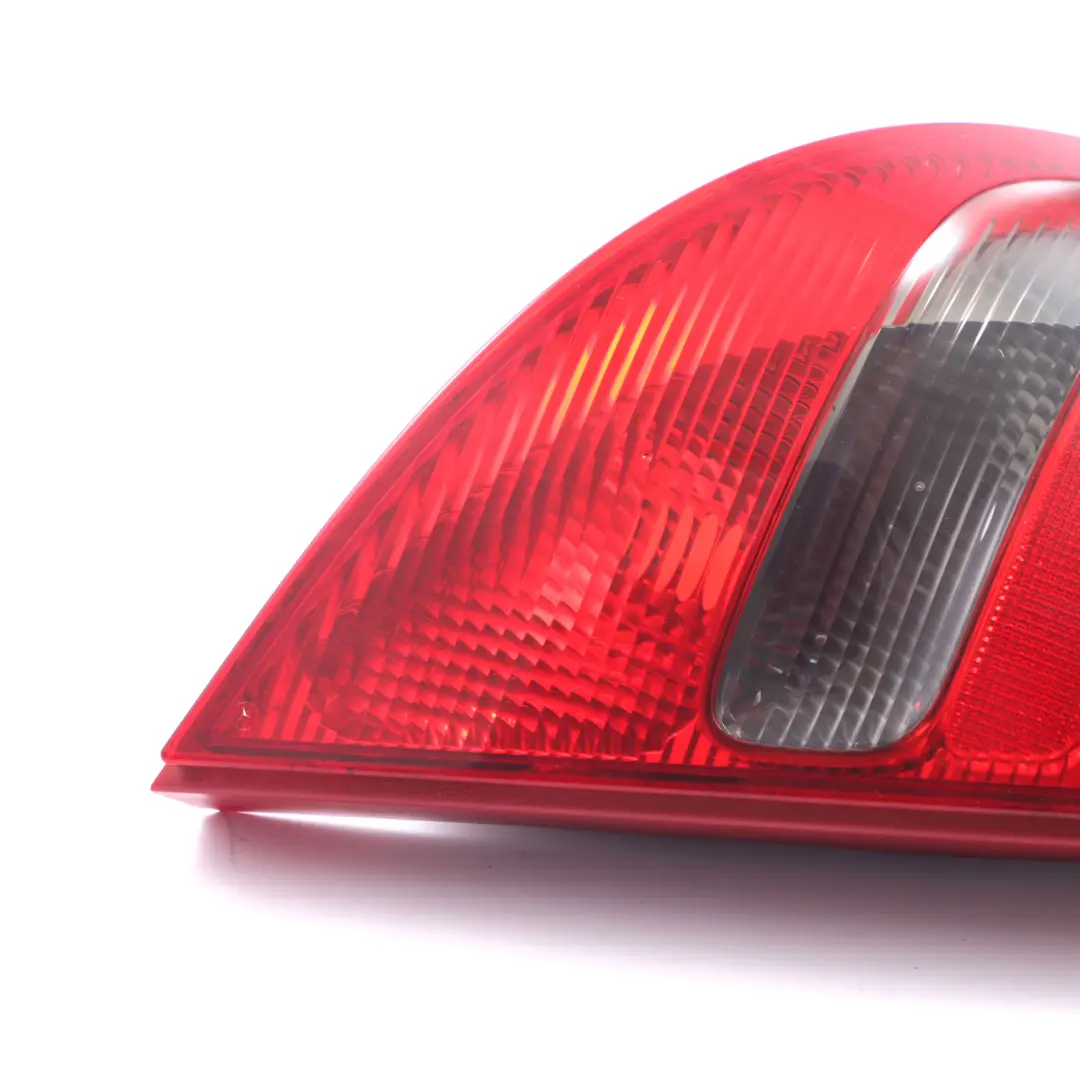 Rückleuchte links Rück licht Seitenwand getönt für Mercedes W169 mit Teilenummer A1698200964 Mercedes W169 Rückleuchte links Rück licht Seitenwand getönt - SKU A1698200964-1 - Teilenummer A1698200964