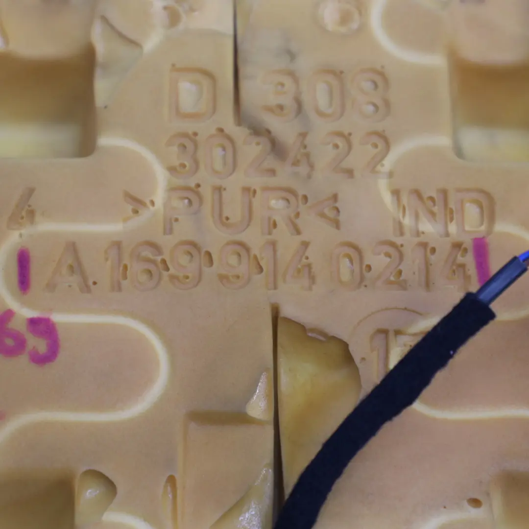 Fotel Lewy Przedni Gąbka Siedziska do Mercedes W169 o numerze A1698201098 Mercedes W169 Fotel Lewy Przedni Gąbka Siedziska - SKU A1698201098 - Numer Części A1698201098