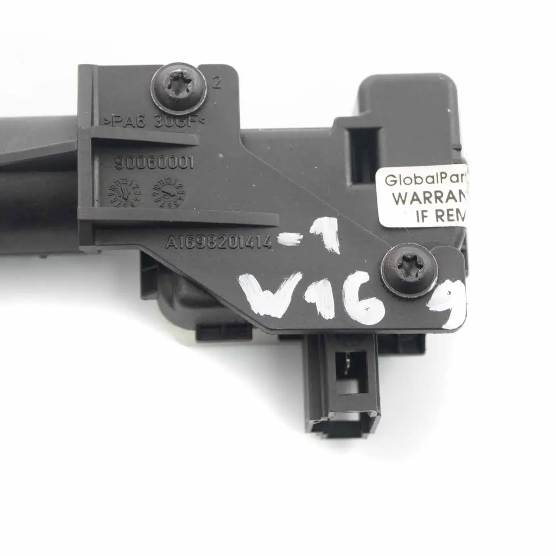 Moteur l'actionneur solénoïde trappe carburant pour Mercedes W169 W245 à propos du numéro de pièce A1698201414 Mercedes W169 W245 Moteur l'actionneur solénoïde trappe carburant - SKU A1698201414-1 - Numéro de pièce A1698201414