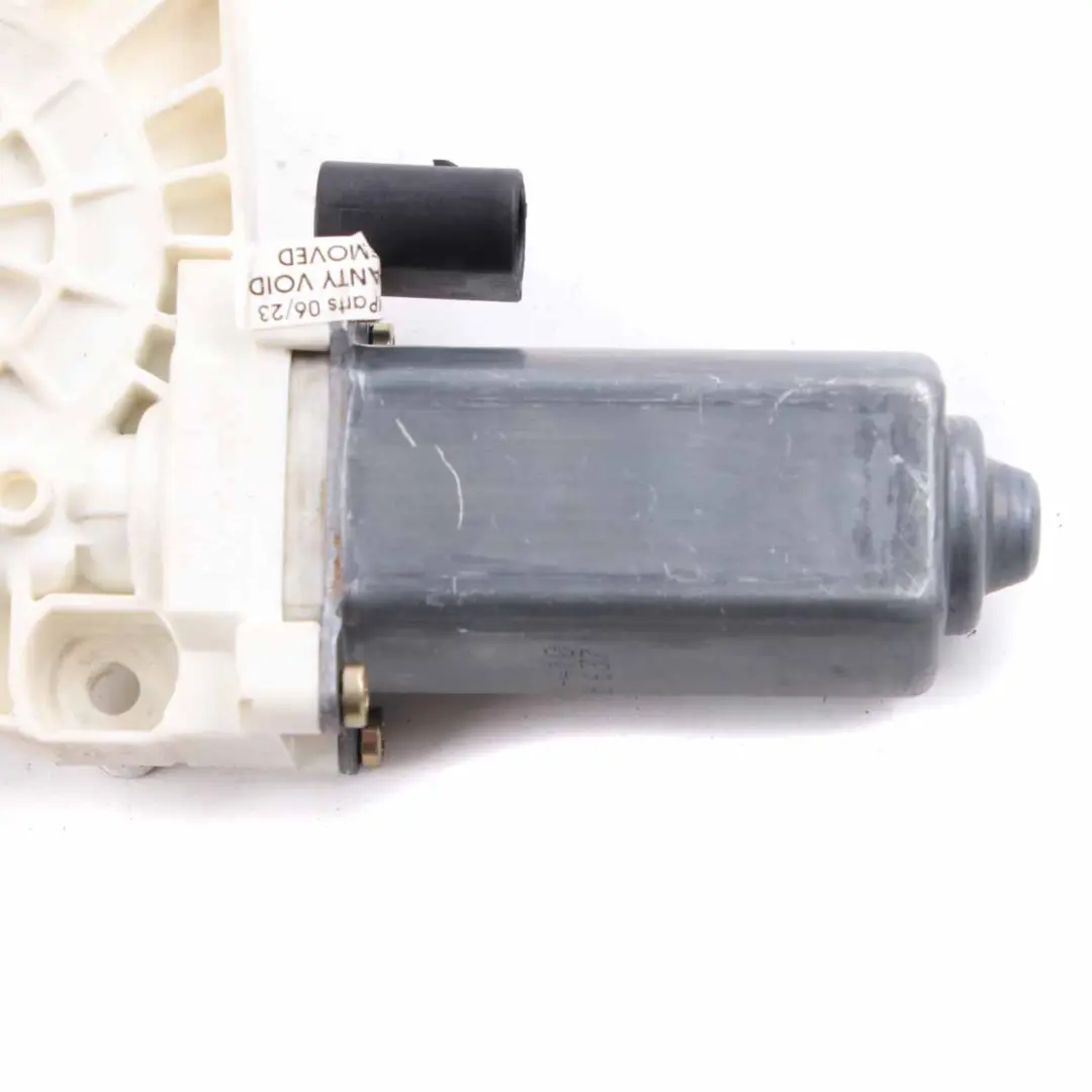 Lifter Motor Mercedes W169 W245 Front Left N/S Window Regulator to with Part number A1698201542 Lifter Motor Mercedes W169 W245 Front Left N/S Window Regulator - SKU A1698201542 - Part number A1698201542