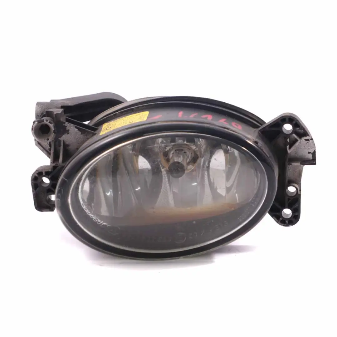 Fendinebbia paraurti anteriore destro luce per Mercedes W169 CL203 W204 W211 con numero di parte A1698201656 Mercedes W169 CL203 W204 W211 Fendinebbia paraurti anteriore destro luce - SKU A1698201656-1 - Numero di parte A1698201656