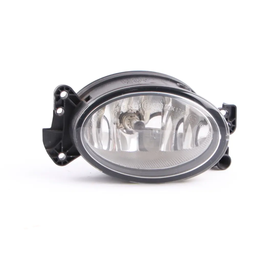 Mercedes W169 CL203 W204 Lampe anti-brouillard Pare-chocs avant Lumière droite - SKU A1698201656-1 - Numéro de pièce A1698201656