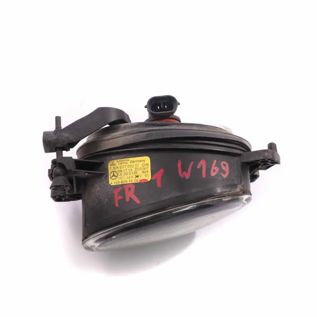 Mercedes W169 CL203 W204 Lampe anti-brouillard Pare-chocs avant Lumière droite - SKU A1698201656-1 - Numéro de pièce A1698201656