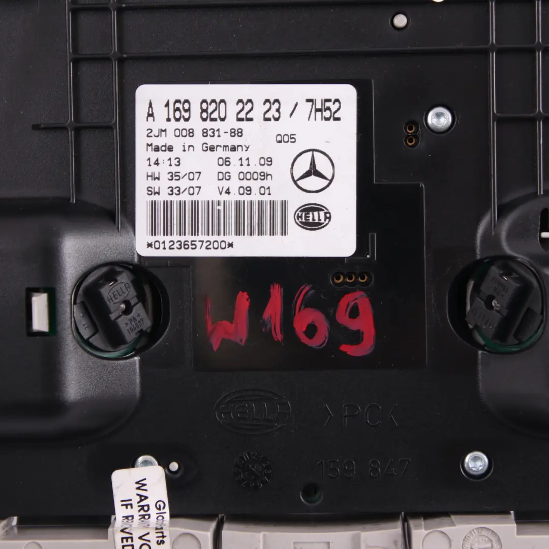 Mercedes W169 W245 Luz de techo Lectura Gris - SKU A1698202223 - Número de pieza A1698202223
