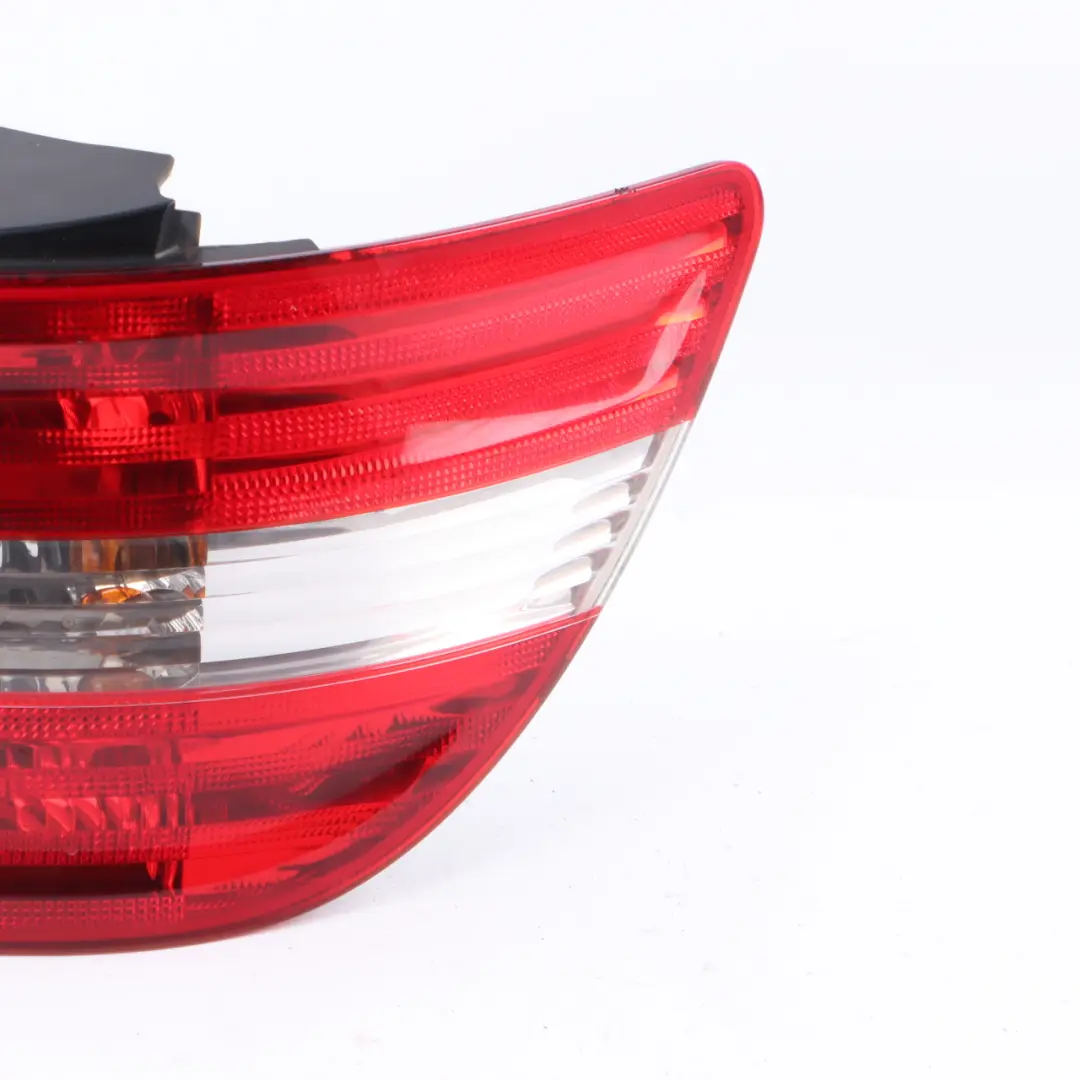 Taillight Rear Right O/S Lamp Rear Side Panel Light to Mercedes W245 with Part number A1698202264 Mercedes W245 Taillight Rear Right O/S Lamp Rear Side Panel Light - SKU A1698202264 - Part number A1698202264