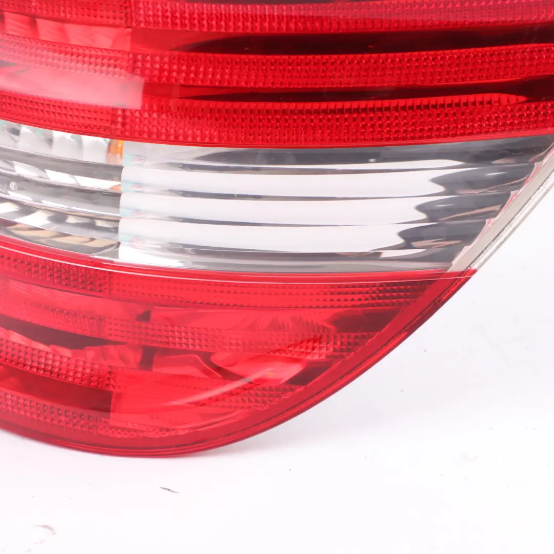 Taillight Rear Right O/S Lamp Rear Side Panel Light to Mercedes W245 with Part number A1698202264 Mercedes W245 Taillight Rear Right O/S Lamp Rear Side Panel Light - SKU A1698202264 - Part number A1698202264