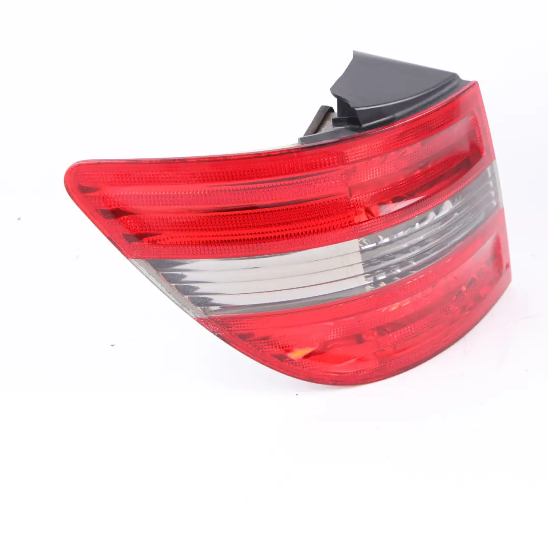 Mercedes W245 Piloto Trasero Izquierdo Lámpara Panel Lateral - SKU A1698202364 - Número de pieza A1698202364