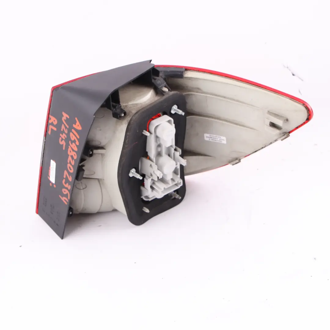 Mercedes W245 Piloto Trasero Izquierdo Lámpara Panel Lateral - SKU A1698202364 - Número de pieza A1698202364