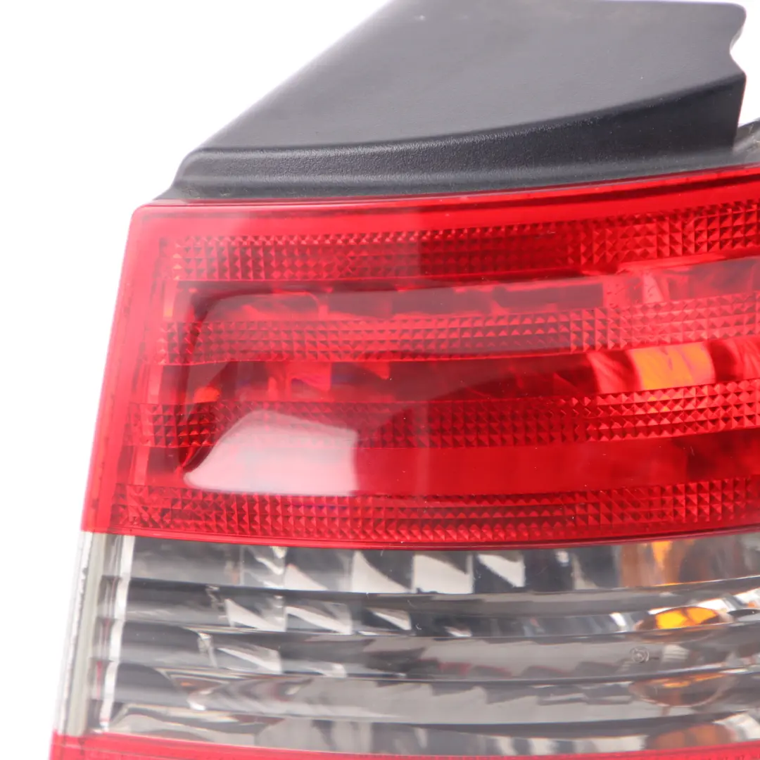 Rücklicht Lampe Heckklappe Hinten Rechts für Mercedes W245 mit Teilenummer A1698202664 Mercedes W245 Rücklicht Lampe Heckklappe Hinten Rechts - SKU A1698202664-1 - Teilenummer A1698202664