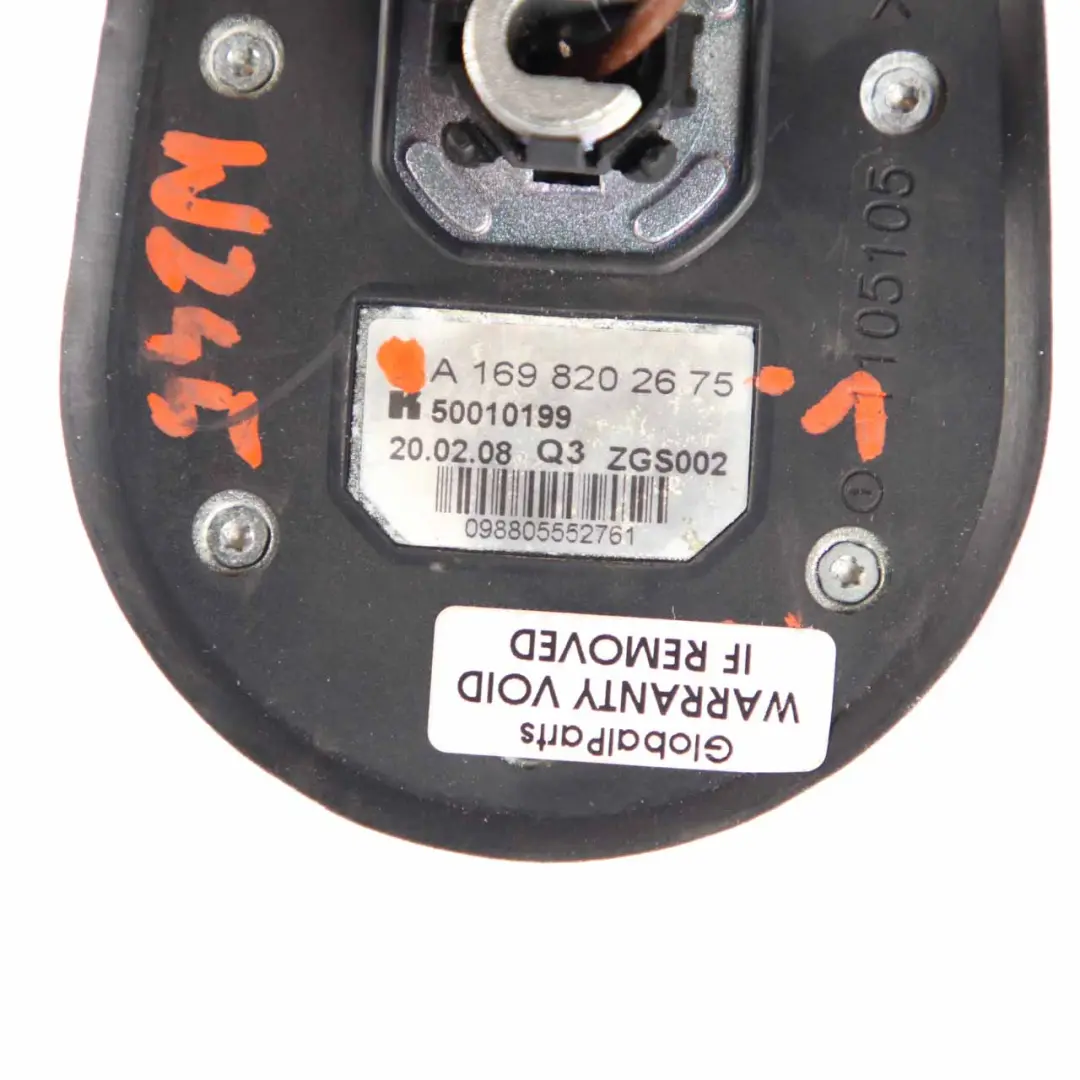 Antena Dachu Dachowa do MERCEDES W169 W245 o numerze A1698202675 MERCEDES W169 W245 Antena Dachu Dachowa - SKU A1698202675-1 - Numer Części A1698202675