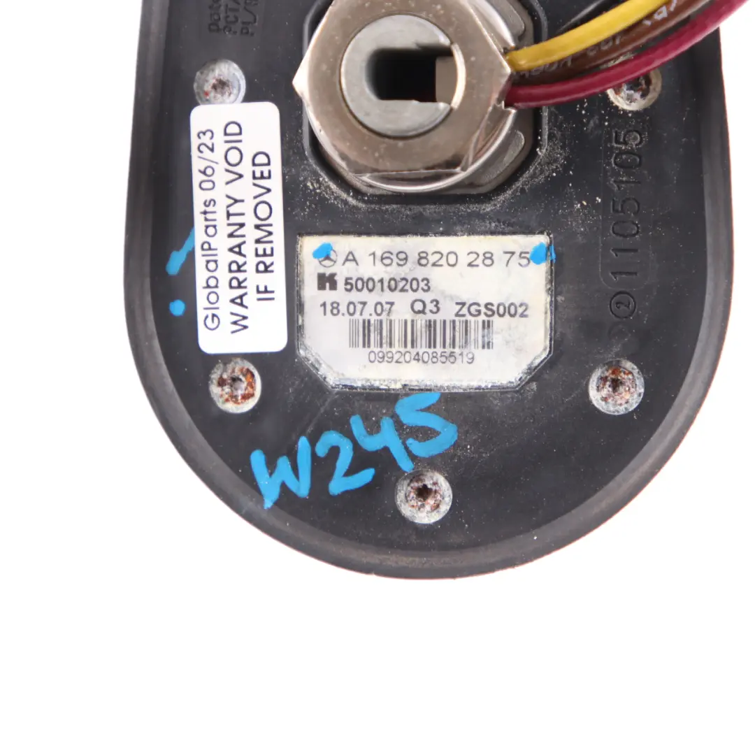 Antenna Tetto Mercedes W169 W245 Antenna Superiore Modulo Controllo per con numero di parte A1698202875 Antenna Tetto Mercedes W169 W245 Antenna Superiore Modulo Controllo - SKU A1698202875 - Numero di parte A1698202875