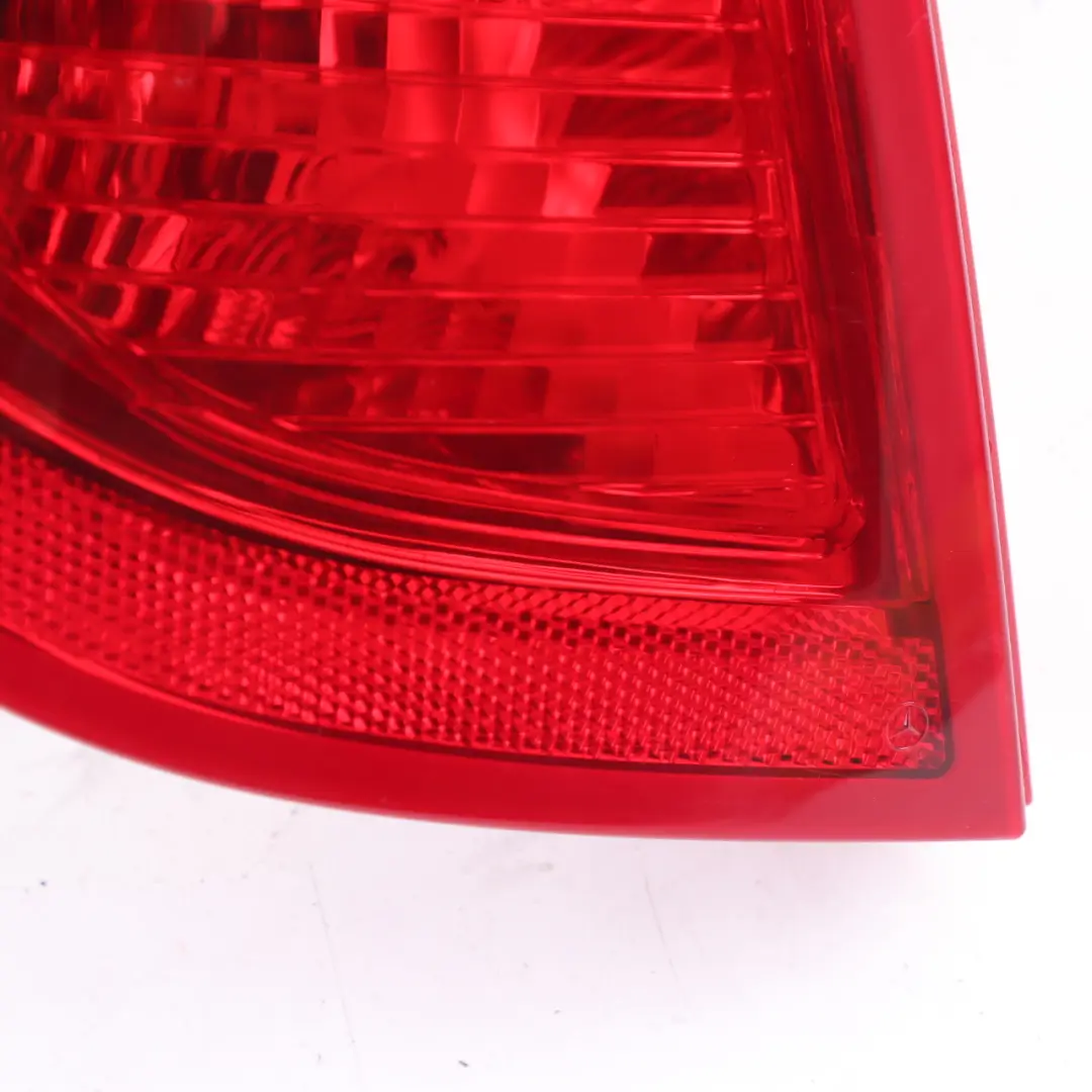 Luz Trasera Izquierda Panel Lateral para Mercedes W169 con número de pieza A1698202964 Mercedes W169 Luz Trasera Izquierda Panel Lateral - SKU A1698202964-1 - Número de pieza A1698202964