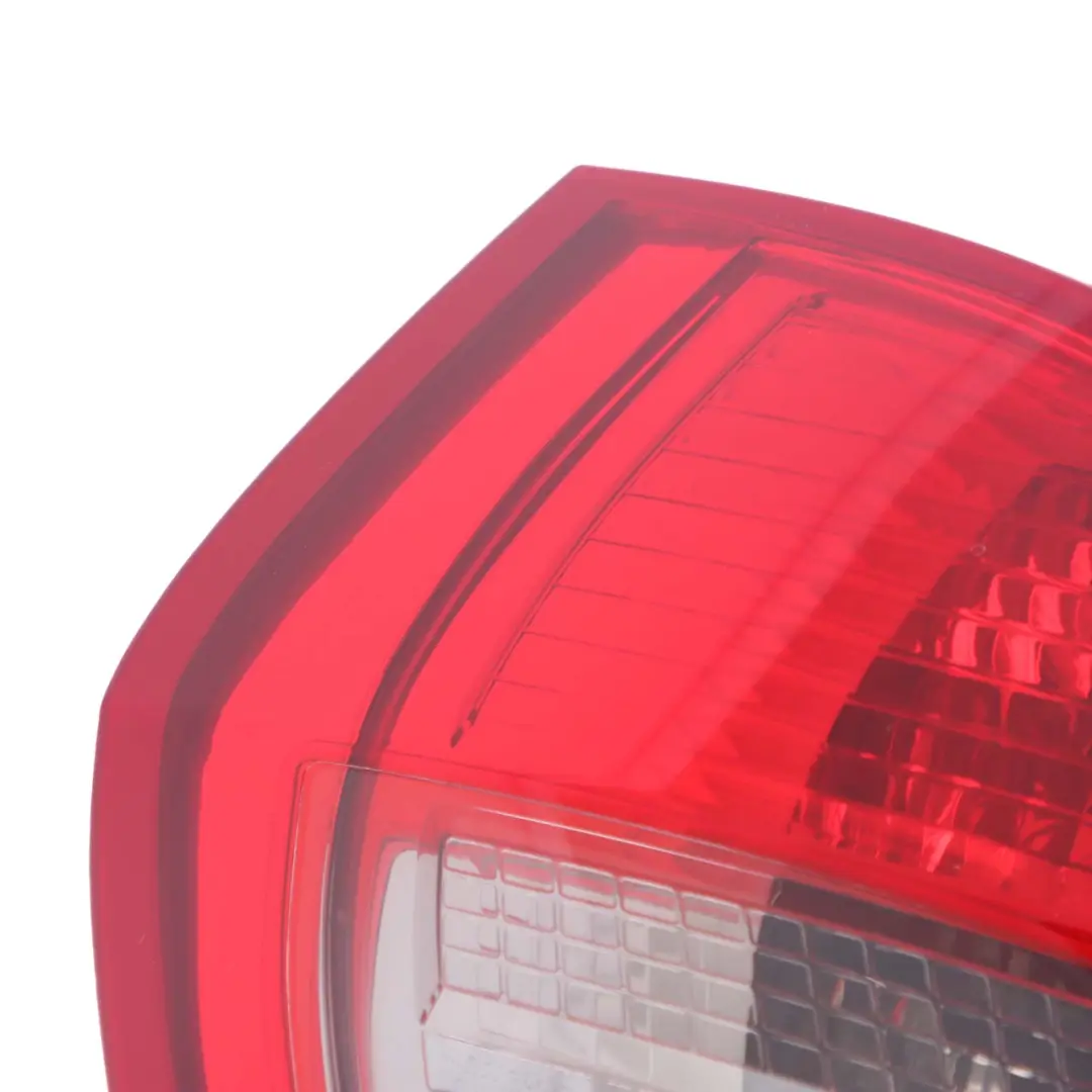 Luz Trasera Izquierda Panel Lateral para Mercedes W169 con número de pieza A1698202964 Mercedes W169 Luz Trasera Izquierda Panel Lateral - SKU A1698202964 - Número de pieza A1698202964