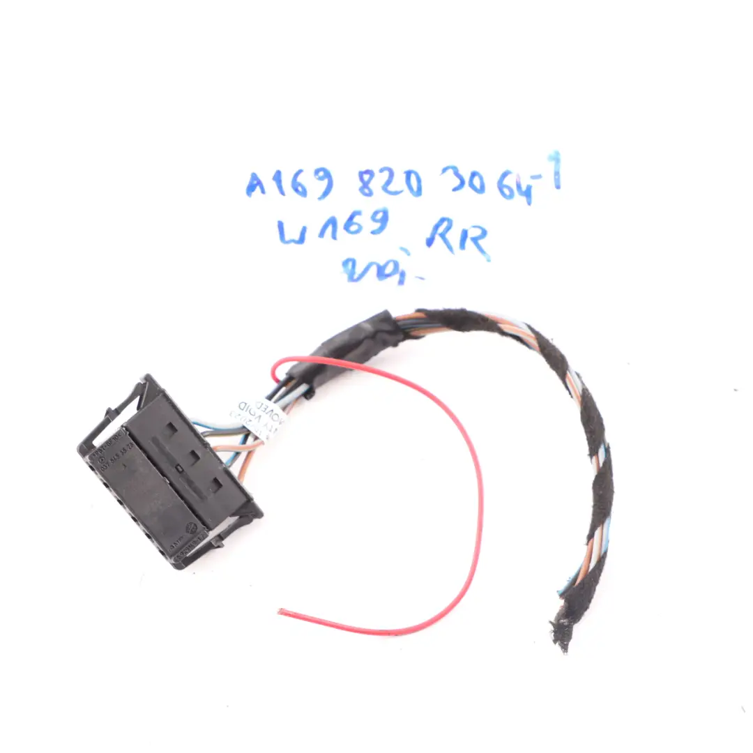 Socket Mercedes W169 Rear Right O/S Tail Light Side Wiring A0375453528 to Plug with Part number A1698203064 Plug Socket Mercedes W169 Rear Right O/S Tail Light Side Wiring A0375453528 - SKU A1698203064-3 - Part number A1698203064
