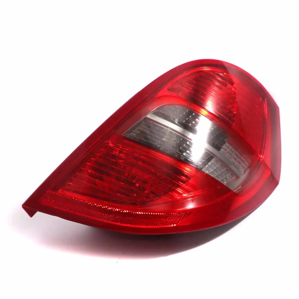 Mercedes-Benz W169 Luz trasera derecha Panel lateral para con número de pieza A1698203064 Mercedes-Benz W169 Luz trasera derecha Panel lateral - SKU A1698203064 - Número de pieza A1698203064