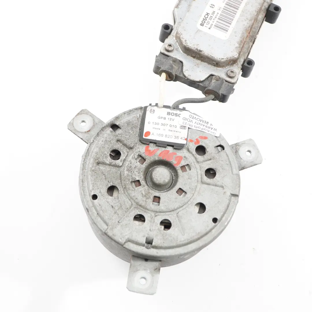 Moteur du ventilateur de radiateur pour Mercedes W169 W245 à propos du numéro de pièce A1698203542 Mercedes W169 W245 Moteur du ventilateur de radiateur - SKU A1698203542-5 - Numéro de pièce A1698203542