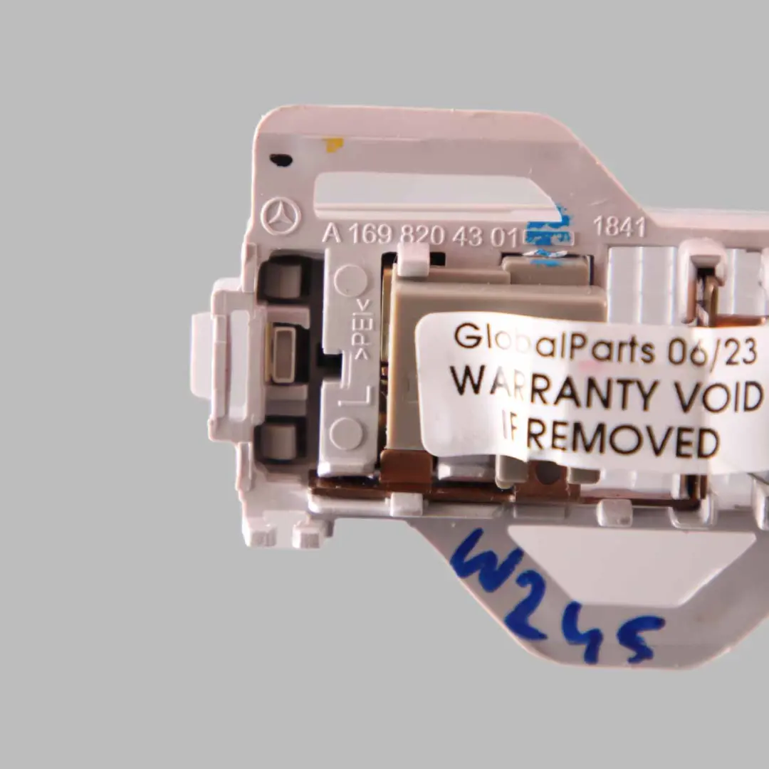 Światło Podsufitki Lampa Wewnętrzna Tył Lewa do Mercedes W169 W245 o numerze A1698204301 Mercedes W169 W245 Światło Podsufitki Lampa Wewnętrzna Tył Lewa - SKU A1698204301 - Numer Części A1698204301