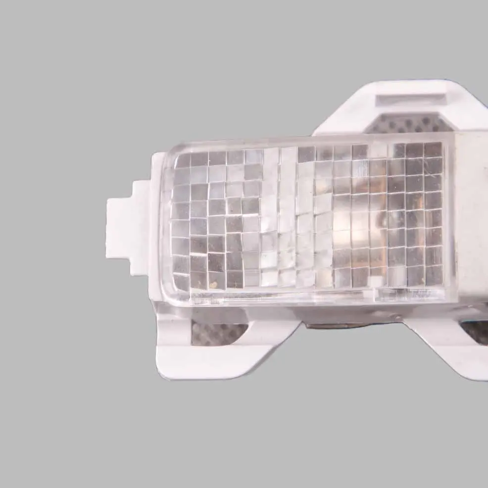 Luce Tetto Lampada Interna Posteriore Destra Top per Mercedes W169 W245 con numero di parte A1698204401 Mercedes W169 W245 Luce Tetto Lampada Interna Posteriore Destra Top - SKU A1698204401 - Numero di parte A1698204401