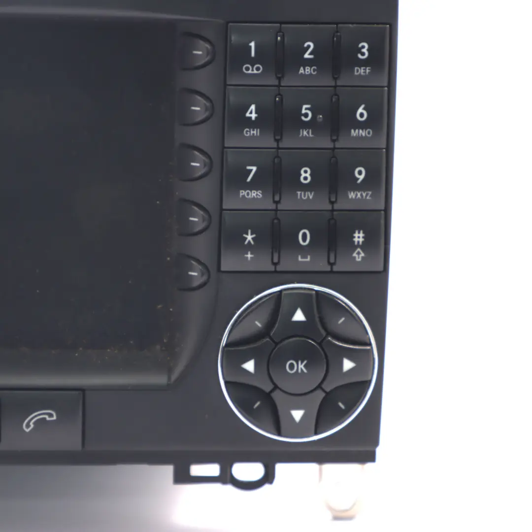 Lecteur CD Unité de tête audio radio A1699002000 pour Mercedes W169 W245 à propos du numéro de pièce A1698205189 Mercedes W169 W245 Lecteur CD Unité de tête audio radio A1699002000 - SKU A1698205189 - Numéro de pièce A1698205189