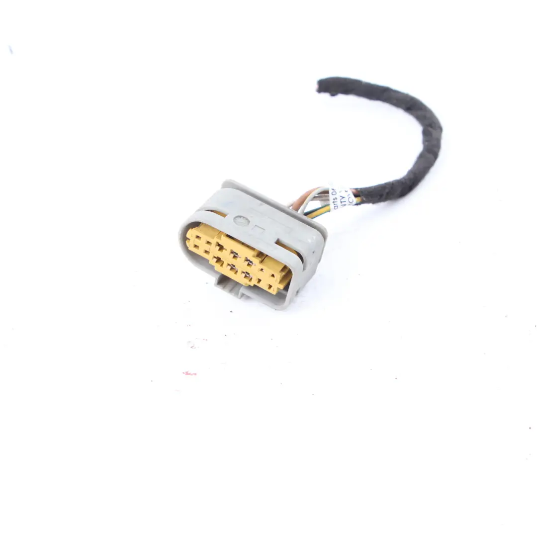 Phare avant gauche Fiche de câblage Prise A0525456026 pour Mercedes W169 à propos du numéro de pièce A1698205961 Mercedes W169 Phare avant gauche Fiche de câblage Prise A0525456026 - SKU A1698205961-1 - Numéro de pièce A1698205961