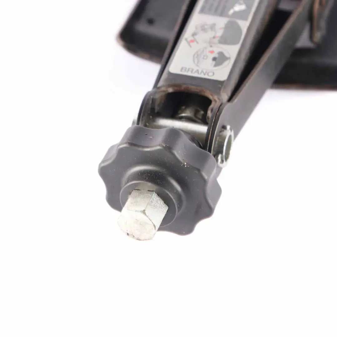 Lifting Jack Mercedes W169 Car Tool Emergency Wheel to with Part number A1698530715 Lifting Jack Mercedes W169 Car Tool Emergency Wheel - SKU A1698530715 - Part number A1698530715