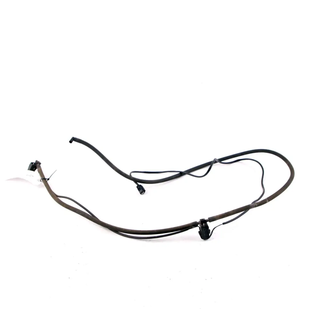 Mercedes-Benz A B Class W169 W245 Windscreen Window Washer Hose to with Part number A1698600092 Mercedes-Benz A B Class W169 W245 Windscreen Window Washer Hose - SKU A1698600092 - Part number A1698600092