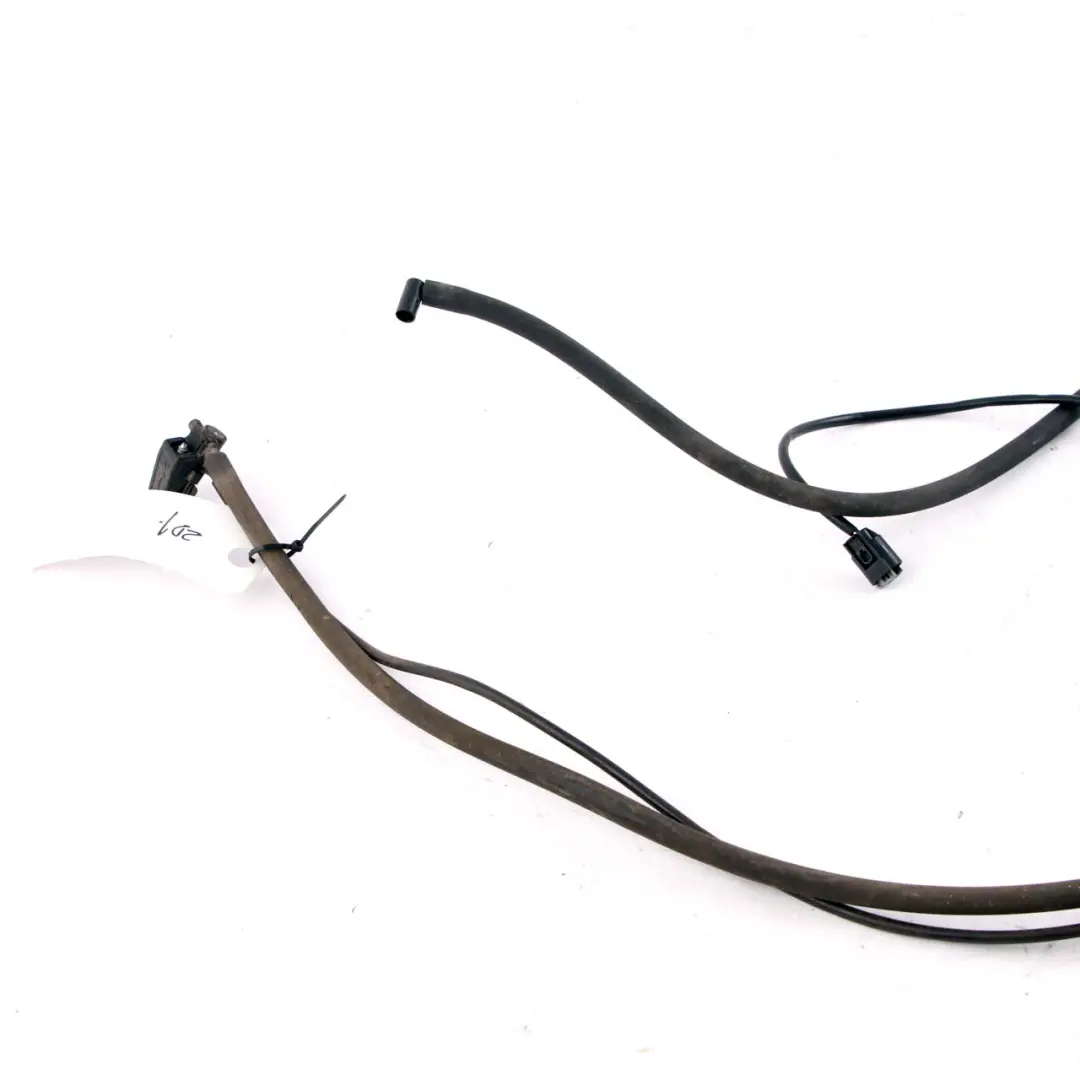 Mercedes-Benz A B Class W169 W245 Windscreen Window Washer Hose to with Part number A1698600092 Mercedes-Benz A B Class W169 W245 Windscreen Window Washer Hose - SKU A1698600092 - Part number A1698600092