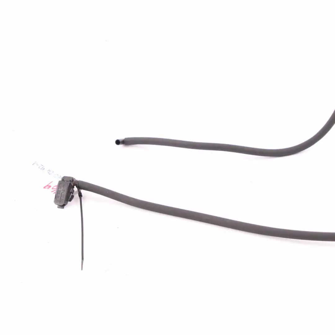 Tubo Lavado Mercedes W169 W245 Boquilla De Manguera Frontal para con número de pieza A1698600492 Tubo Lavado Mercedes W169 W245 Boquilla De Manguera Frontal - SKU A1698600492-2 - Número de pieza A1698600492