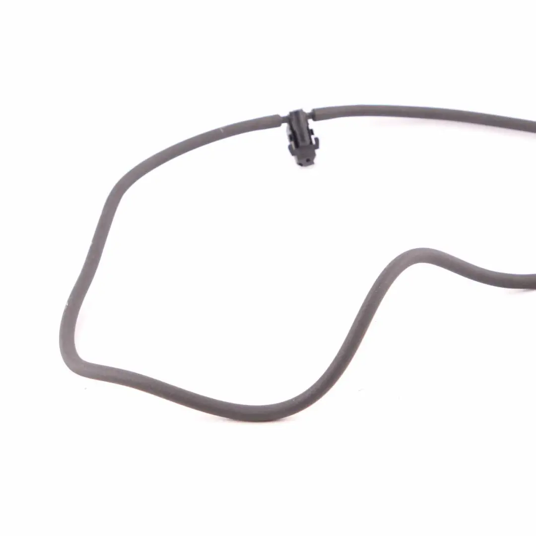 Juego de surtidores del lavaparabrisas delantero Mercedes W169 para con número de pieza A1698600492 Juego de surtidores del lavaparabrisas delantero Mercedes W169 - SKU A1698600492 - Número de pieza A1698600492