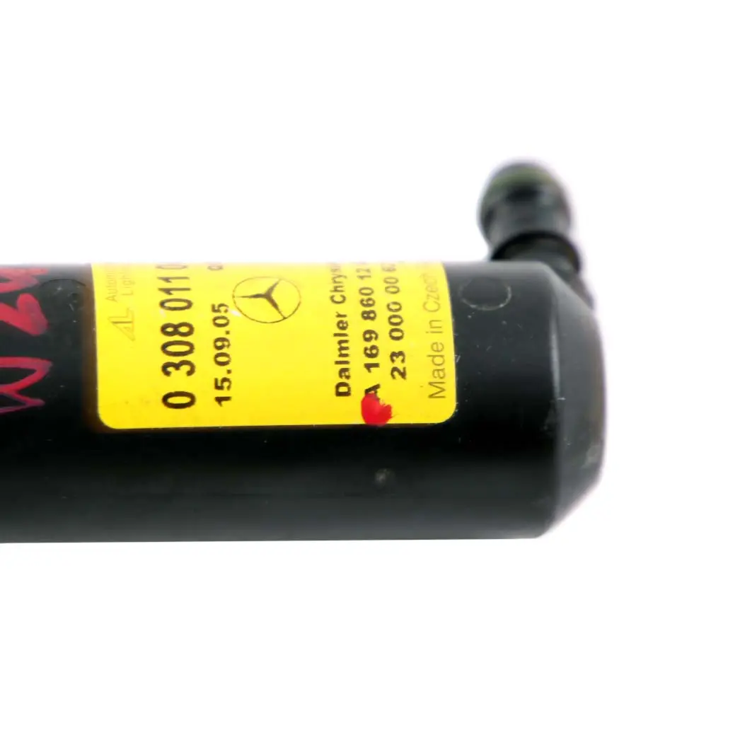 Mercedes-Benz B W245 Right O/S Headlamp Headlight Washer Nozzle Jet to with Part number A1698601247 Mercedes-Benz B W245 Right O/S Headlamp Headlight Washer Nozzle Jet - SKU A1698601247 - Part number A1698601247