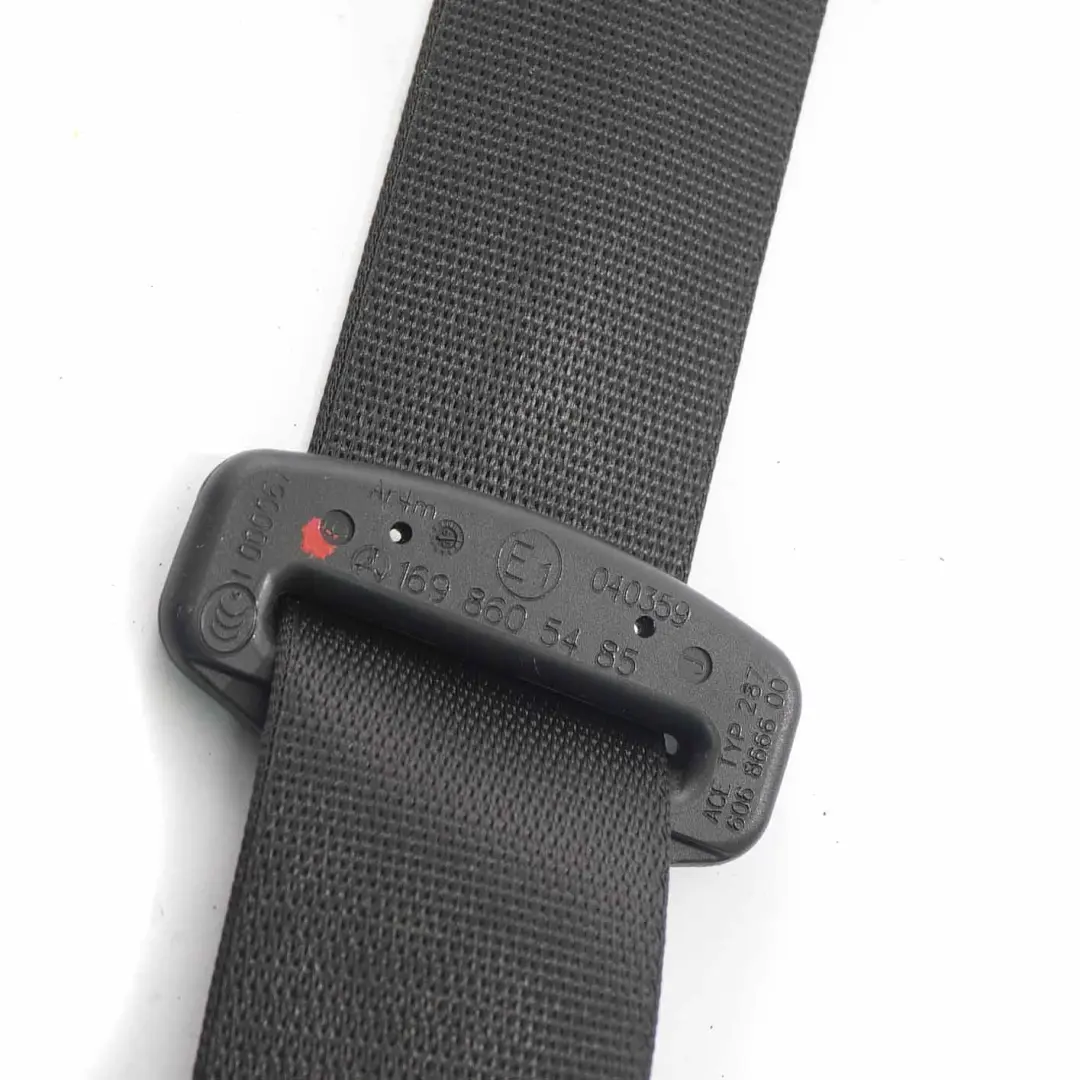 Mercedes W169 Ceinture de sécurité arrière centrale centrale noire - SKU A1698605485 - Numéro de pièce A1698605485