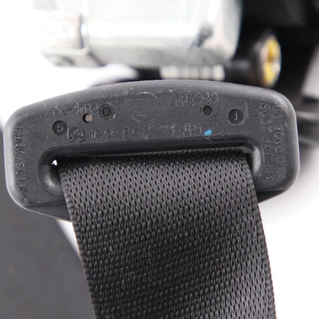  Cinturón De Seguridad Mercedes W169 W245 Delantero Izquierdo Negro A1698608385 - SKU A1698607385 - Número de pieza A1698607385