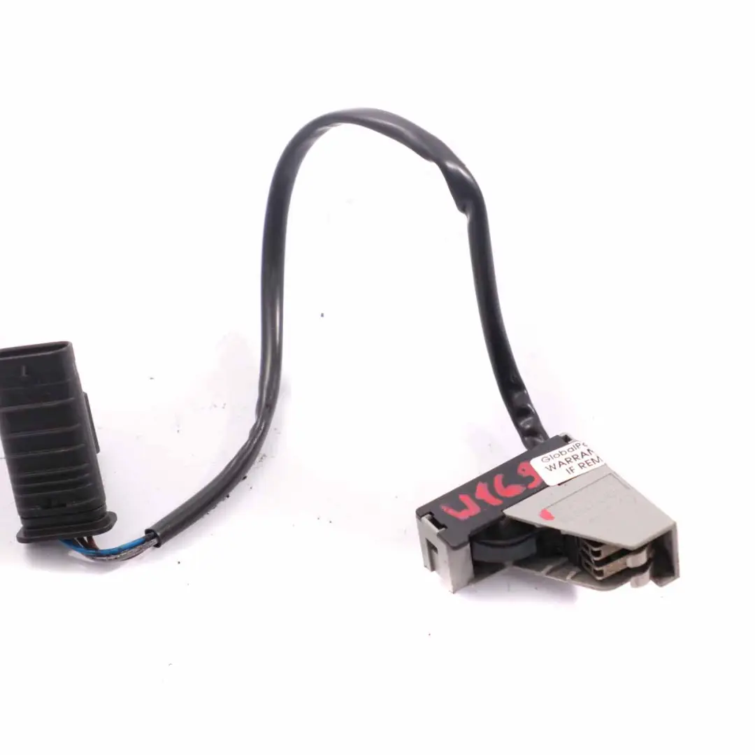 Capó delantero cerradura pestillo interruptor sensor para Mercedes W169 con número de pieza A1698700051 Mercedes W169 Capó delantero cerradura pestillo interruptor sensor - SKU A1698700051 - Número de pieza A1698700051