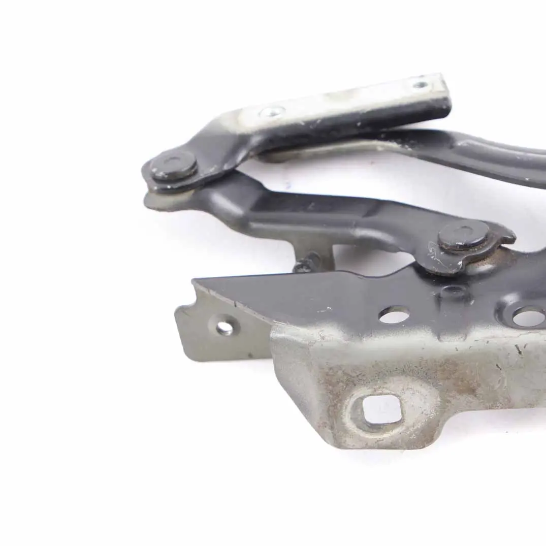 Charnière de capot gauche Noir pour Mercedes W169 à propos du numéro de pièce A1698800128 Mercedes W169 Charnière de capot gauche Noir - SKU A1698800128-KB - Numéro de pièce A1698800128