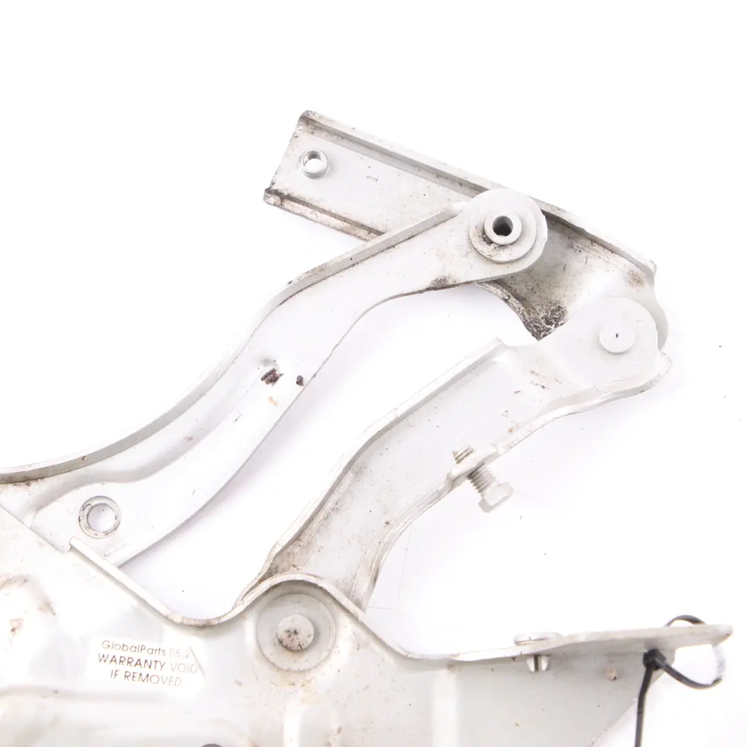 Hood Bonnet Hinge Left Reef Silver Metallic - 783 to Mercedes W169 with Part number A1698800128 Mercedes W169 Hood Bonnet Hinge Left Reef Silver Metallic - 783 - SKU A1698800128-RS - Part number A1698800128
