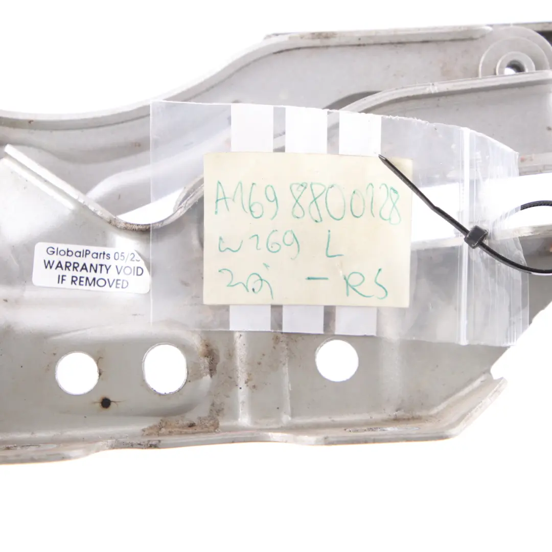 Bisagra Capó Izquierda Plata Polar Metalizado 761 para Mercedes W169 con número de pieza A1698800128 Mercedes W169 Bisagra Capó Izquierda Plata Polar Metalizado 761 - SKU A1698800128-RS - Número de pieza A1698800128