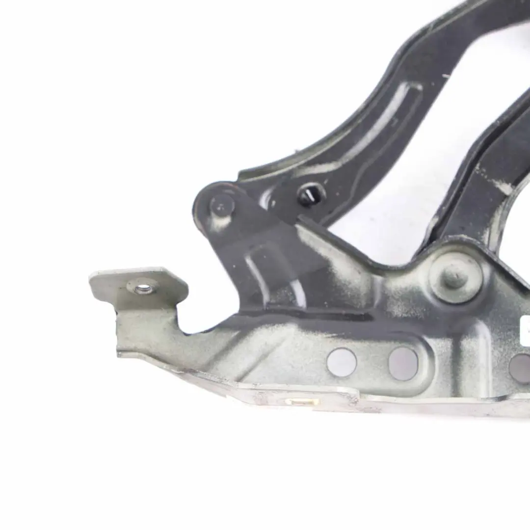 Zawias Maski Lewy Przód Czarny do Mercedes W169 o numerze A1698800128 Mercedes W169 Zawias Maski Lewy Przód Czarny - SKU A1698800128-TBL - Numer Części A1698800128