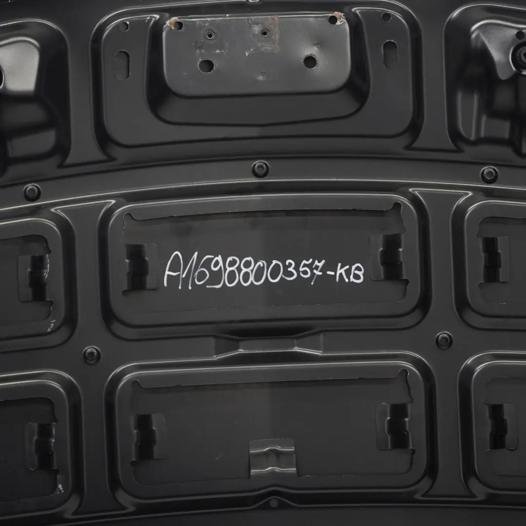 Maska Pokrywa Silnika Kosmos Black Czarny Metalik - 191 do Mercedes W245 o numerze A1698800357 Mercedes W245 Maska Pokrywa Silnika Kosmos Black Czarny Metalik - 191 - SKU A1698800357-KB - Numer Części A1698800357