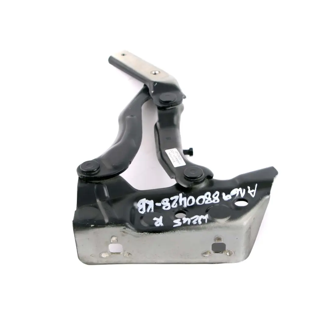 Mercedes-Benz W245 Cerniera cofano motore destra Kosmos Nero Metallizzato 191 per con numero di parte A1698800428 Mercedes-Benz W245 Cerniera cofano motore destra Kosmos Nero Metallizzato 191 - SKU A1698800428-KB - Numero di parte A1698800428