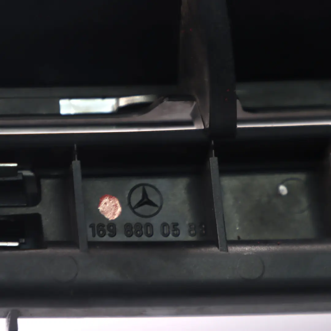 Mercedes W169 Cofano anteriore Radiatore Copri Fascio Pannello - SKU A1698800583 - Numero di parte A1698800583